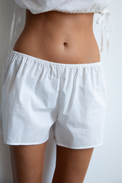 Simple Short White