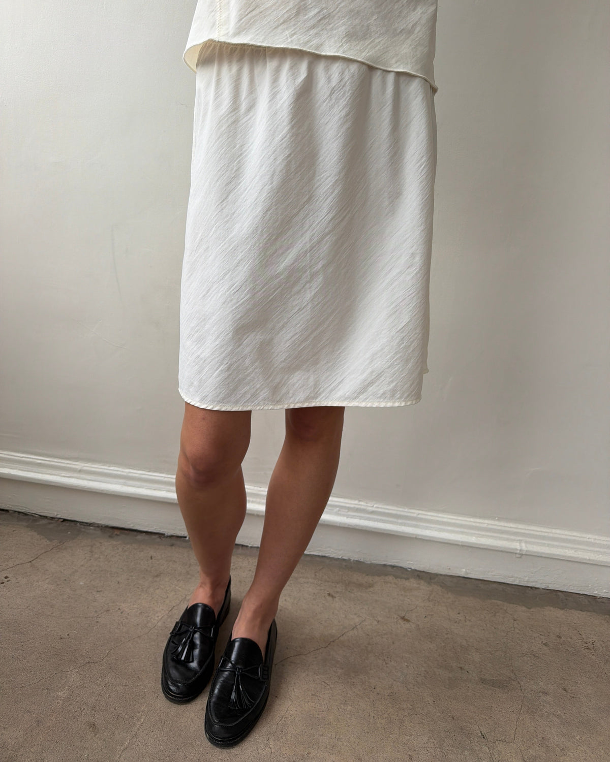 The 90's Bias Mini Skirt Pearl
