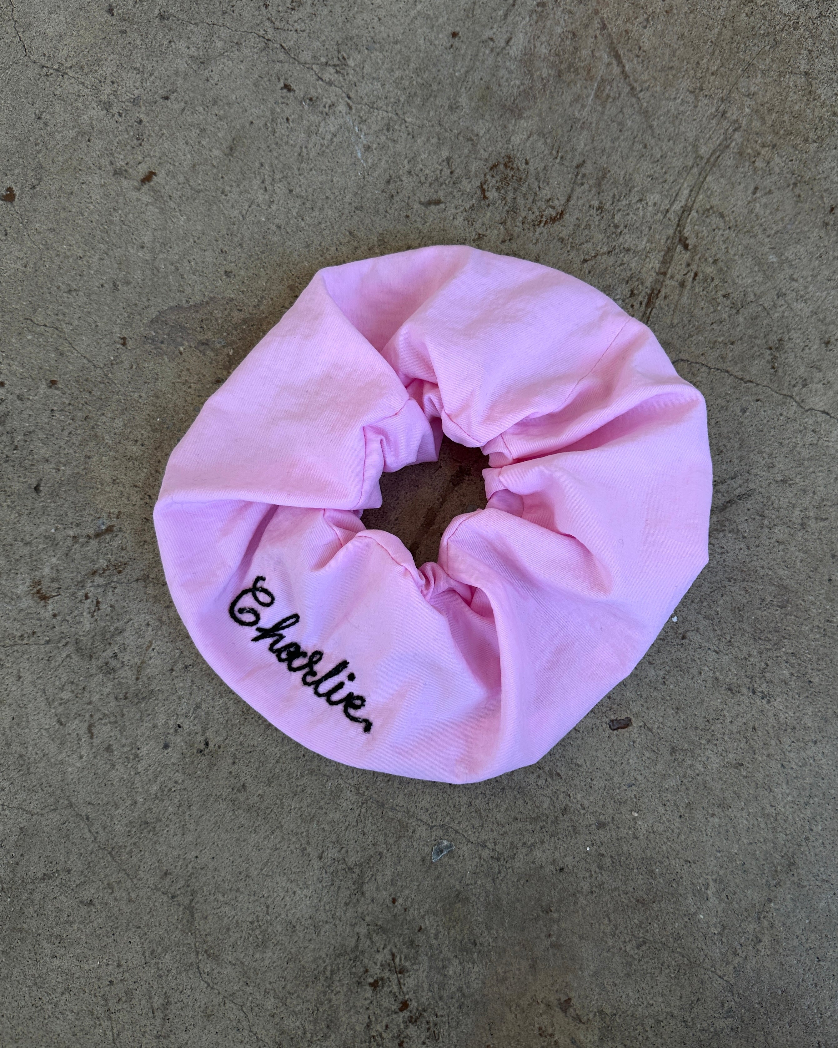 Scrunchie Baby Pink