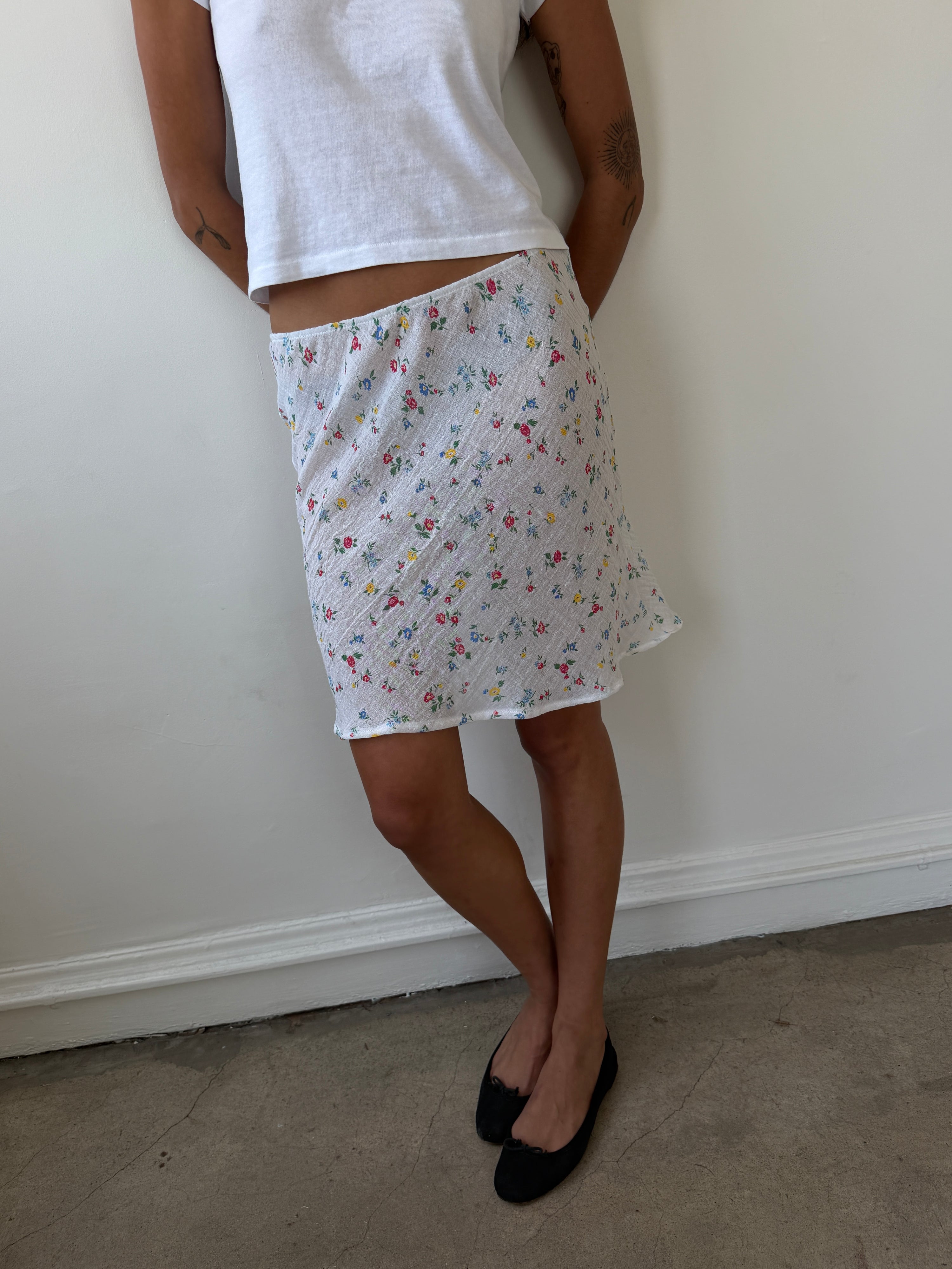 The 90's Bias Mini Skirt White Floral
