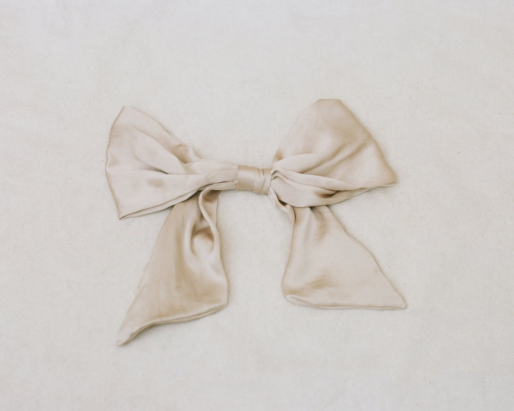 Bows by Lotte.99