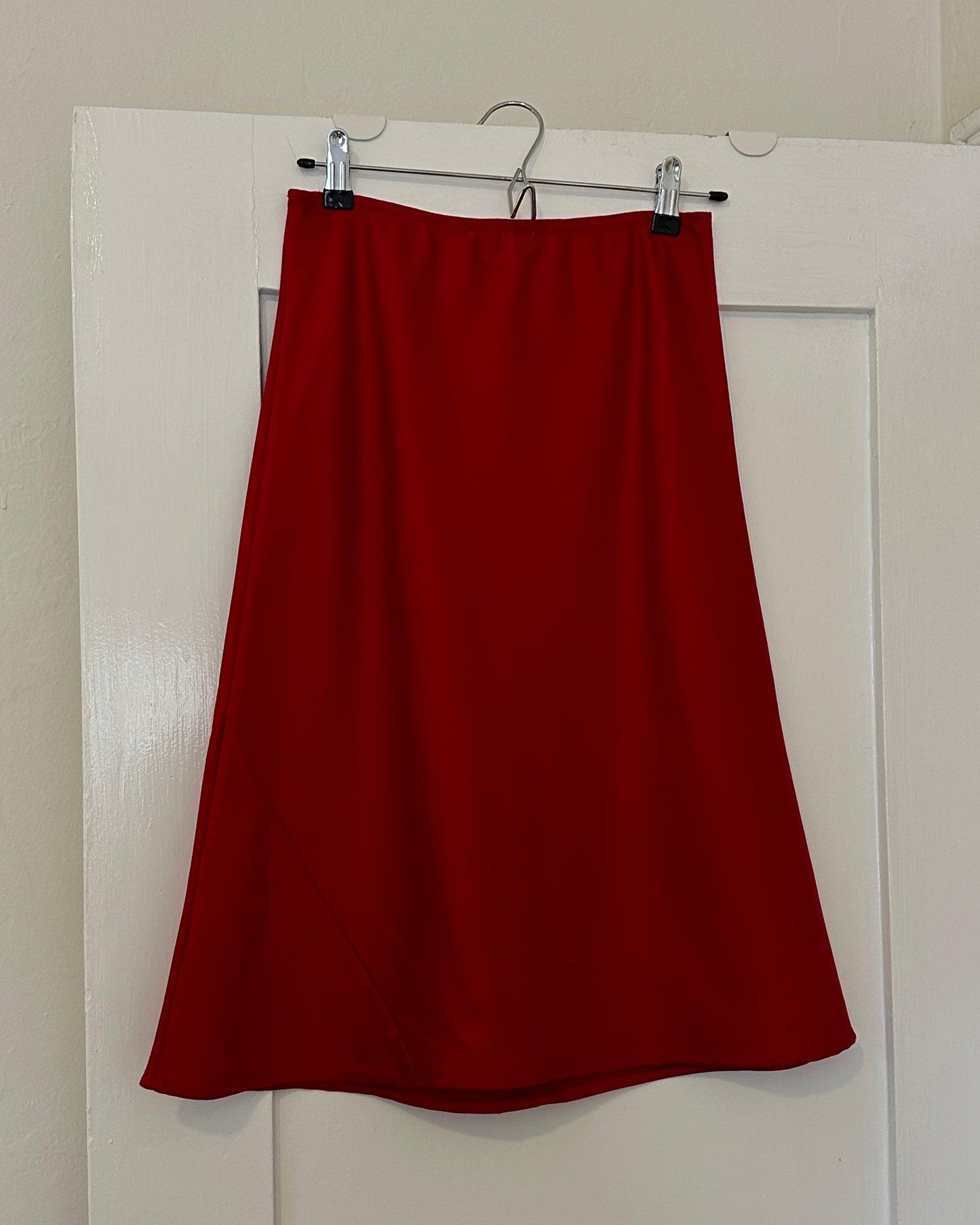 The 90's Bias Skirt Red