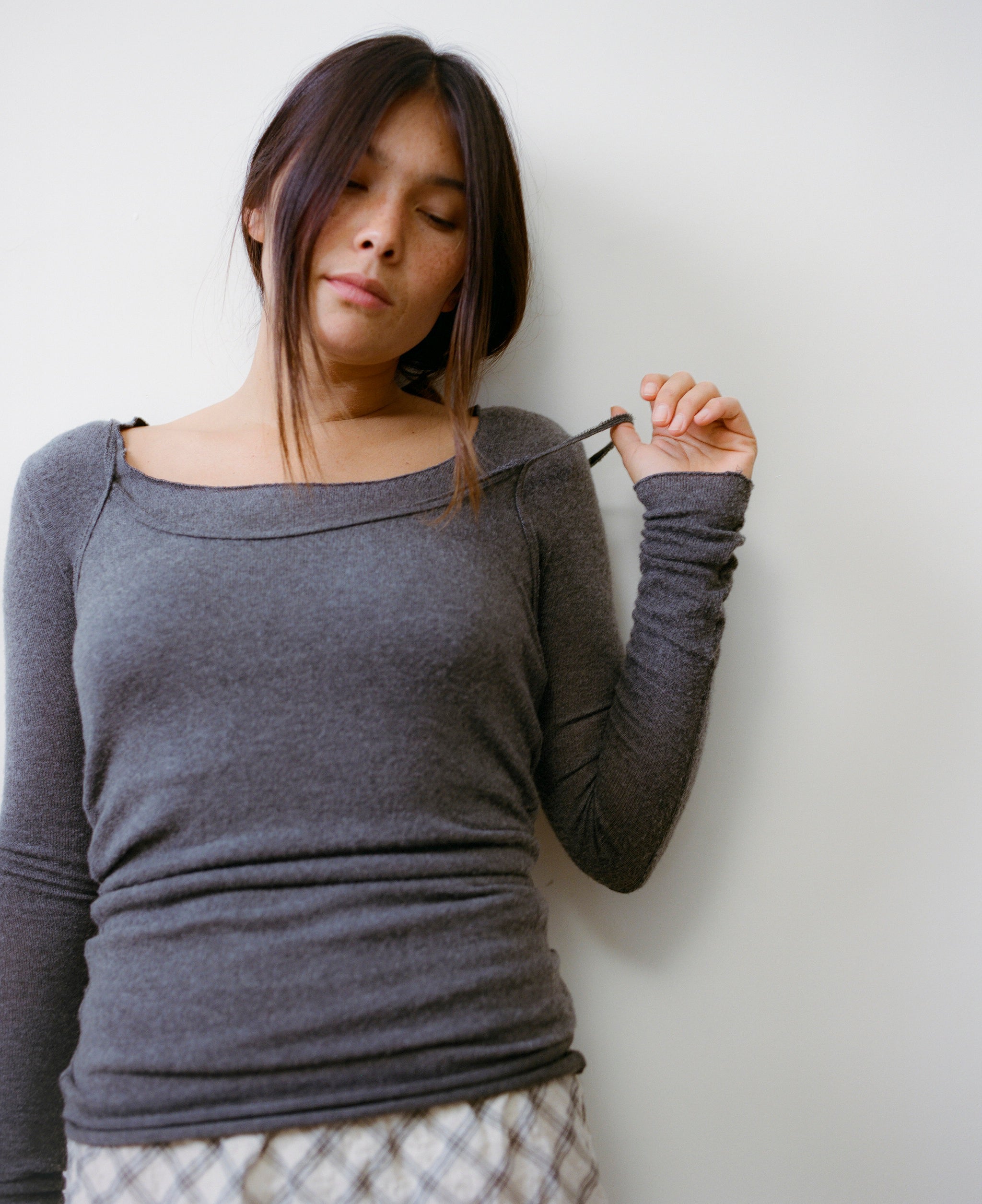 The Stretch Long Sleeve Grey Tabi Tee