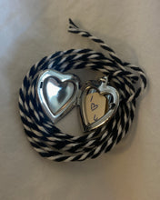 Load image into Gallery viewer, Bakers Locket Noir
