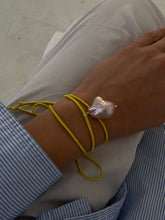 Load image into Gallery viewer, Yellow Pearl Cord
